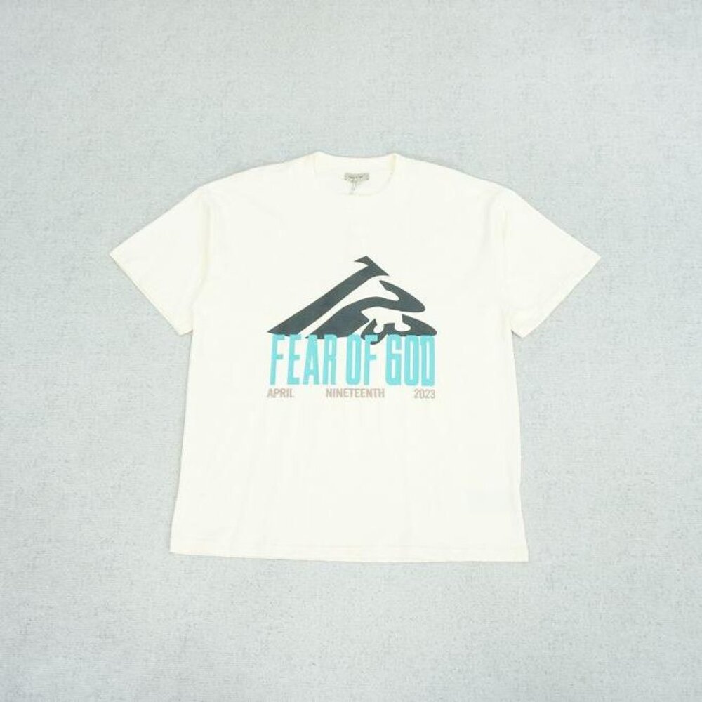 RIVINGTON ROI REBIS OF GOD Mountain Print T Shirt